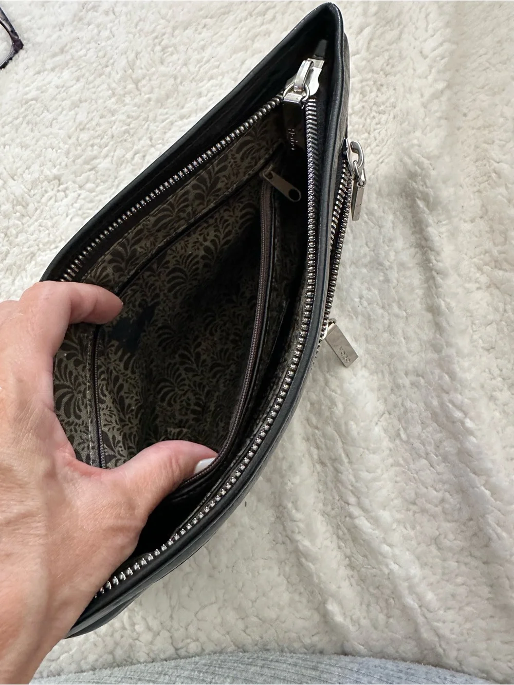 HOBO Black Leather Zip Toiletry Pouch - Picture 4 of 5